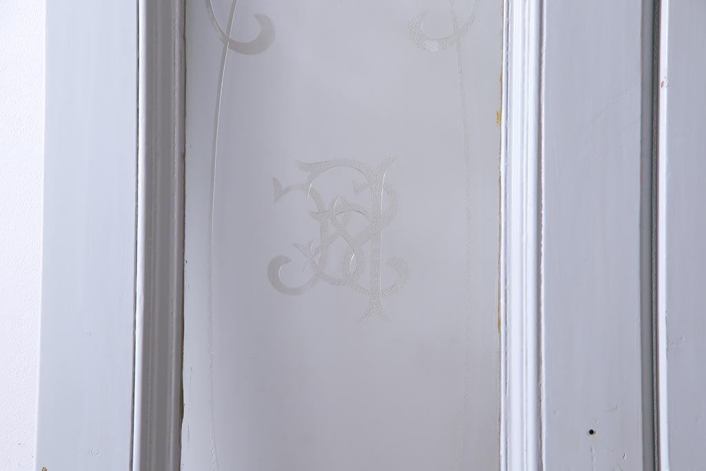 フランスアンティーク　両開き　透かしがおしゃれなフレンチシックな親子ドア(ガラスドア、扉)