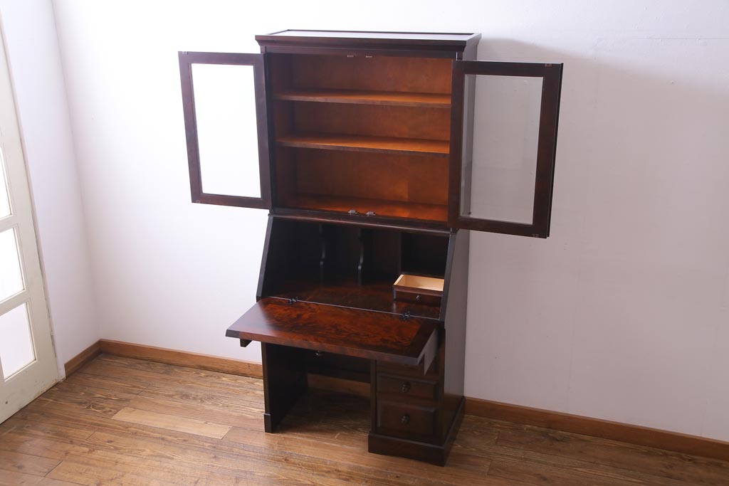中古　北海道民芸家具　深みのある美しい木肌が上品な雰囲気漂うビューローブックケース(ライティングビューロー、机、本箱、収納棚)(定価約49万円)