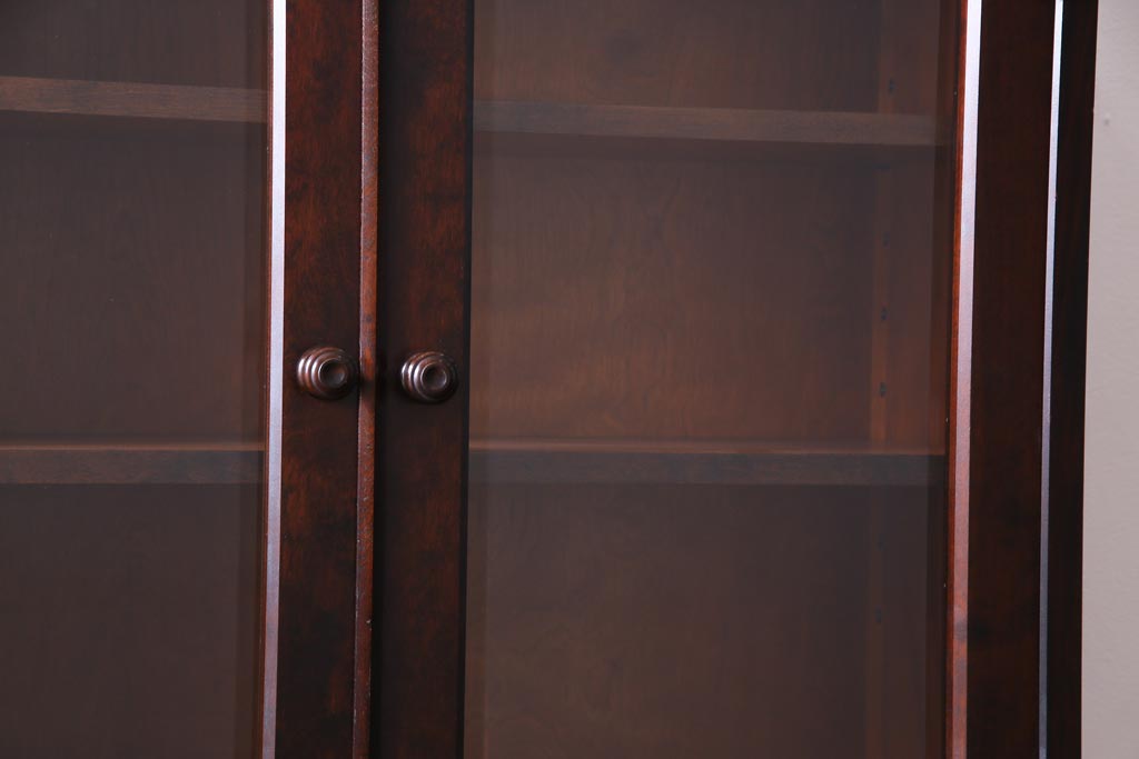 中古　北海道民芸家具　深みのある美しい木肌が上品な雰囲気漂うビューローブックケース(ライティングビューロー、机、本箱、収納棚)(定価約49万円)