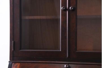 中古　北海道民芸家具　深みのある美しい木肌が上品な雰囲気漂うビューローブックケース(ライティングビューロー、机、本箱、収納棚)(定価約49万円)