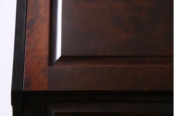 中古　北海道民芸家具　深みのある美しい木肌が上品な雰囲気漂うビューローブックケース(ライティングビューロー、机、本箱、収納棚)(定価約49万円)