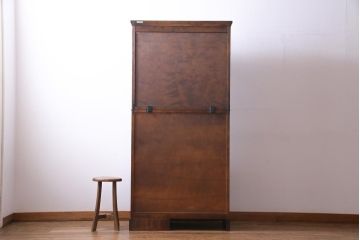 中古　北海道民芸家具　深みのある美しい木肌が上品な雰囲気漂うビューローブックケース(ライティングビューロー、机、本箱、収納棚)(定価約49万円)