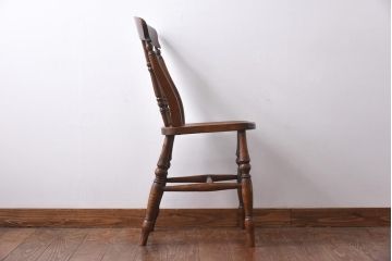 アンティーク家具　イギリスアンティーク　木のぬくもりと品のある佇まいが魅力的なチェア(ダイニングチェア、板座チェア)(1)