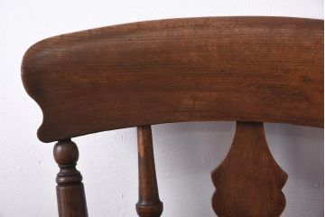 アンティーク家具　イギリスアンティーク　木のぬくもりと品のある佇まいが魅力的なチェア(ダイニングチェア、板座チェア)(1)