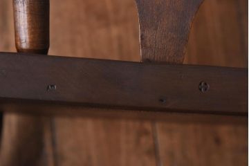 アンティーク家具　イギリスアンティーク　木のぬくもりと品のある佇まいが魅力的なチェア(ダイニングチェア、板座チェア)(1)