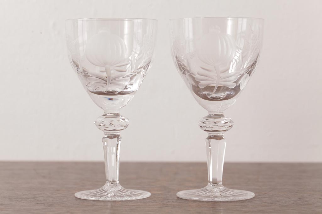 中古　MEISSEN(マイセン)　ブルーオニオン　グラヴィール彫刻が目を引くペアゴブレット(グラス)