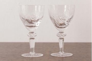 中古　MEISSEN(マイセン)　ブルーオニオン　グラヴィール彫刻が目を引くペアゴブレット(グラス)