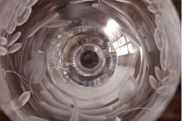 中古　MEISSEN(マイセン)　ブルーオニオン　グラヴィール彫刻が目を引くペアゴブレット(グラス)