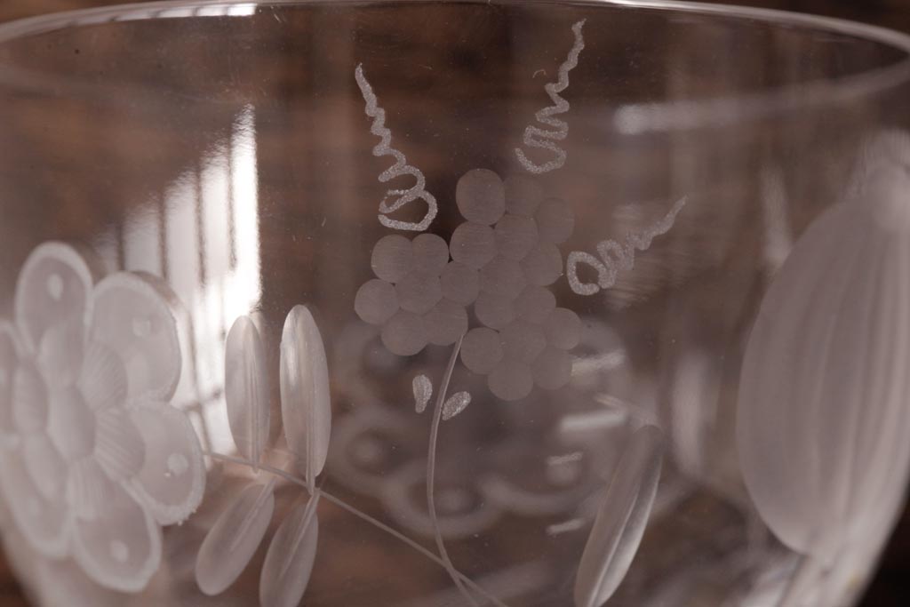 中古　MEISSEN(マイセン)　ブルーオニオン　グラヴィール彫刻が目を引くペアゴブレット(グラス)