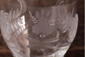 中古　MEISSEN(マイセン)　ブルーオニオン　グラヴィール彫刻が目を引くペアゴブレット(グラス)