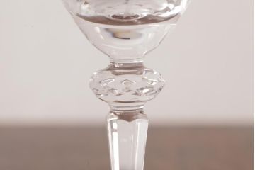 中古　MEISSEN(マイセン)　ブルーオニオン　グラヴィール彫刻が目を引くペアゴブレット(グラス)