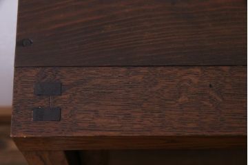 レトロ家具　和製アンティーク　大正昭和初期　前面ナラ材　レトロな佇まいが味わい深い薄型のガラス収納棚(戸棚、サイドボード)