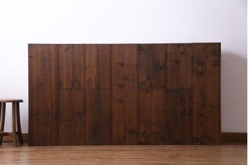 レトロ家具　和製アンティーク　大正昭和初期　前面ナラ材　レトロな佇まいが味わい深い薄型のガラス収納棚(戸棚、サイドボード)