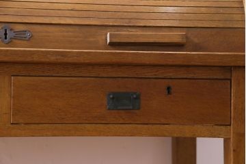 アンティーク家具　和製アンティーク　ナラ材　上手物　大正ロマンの雰囲気漂うロールトップデスク(ライティングビューロー、机、在宅ワーク、在宅用蛇腹)