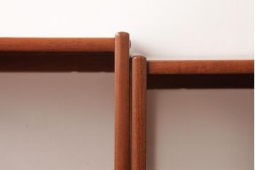 ヴィンテージ家具　北欧ビンテージ　チーク材の褐色が温もり溢れるネストテーブル(サイドテーブル)