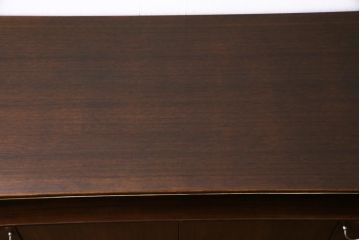 ヴィンテージ家具　北欧ビンテージ　G-PLAN　BBシリーズ　ブラックの脚がおしゃれなサイドボード(リビングボード、収納棚)(1)