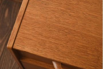 ヴィンテージ家具　北欧ビンテージ　G-PLAN(ジープラン)　オーク材　温かな雰囲気漂う明るい木肌のチェスト(引き出し)