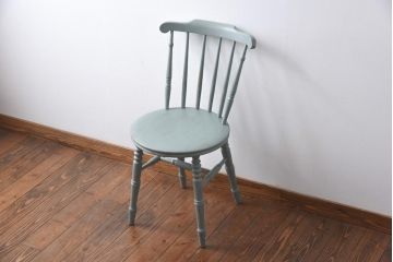 ペイント家具　ビーチ材　丸い座面が可愛らしいフランスアンティークのダイニングチェア(椅子)