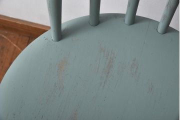 ペイント家具　ビーチ材　丸い座面が可愛らしいフランスアンティークのダイニングチェア(椅子)