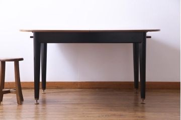 ヴィンテージ家具　北欧ビンテージ　G-PLAN(ジープラン)　BBシリーズ　エクステンションテーブル(ダイニングテーブル)