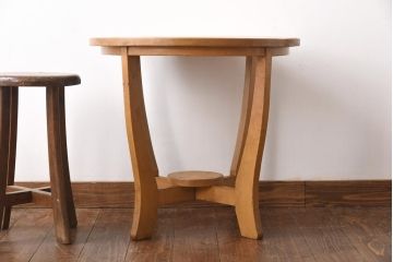 レトロ家具　昭和レトロ　栓材　あたたかな空間づくりに活躍するコーヒーテーブル(ラウンドテーブル、花台)