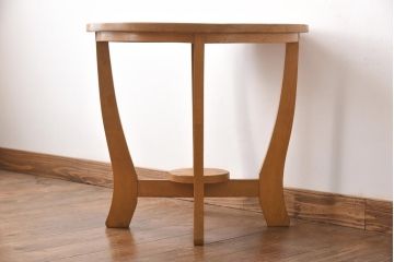 レトロ家具　昭和レトロ　栓材　あたたかな空間づくりに活躍するコーヒーテーブル(ラウンドテーブル、花台)