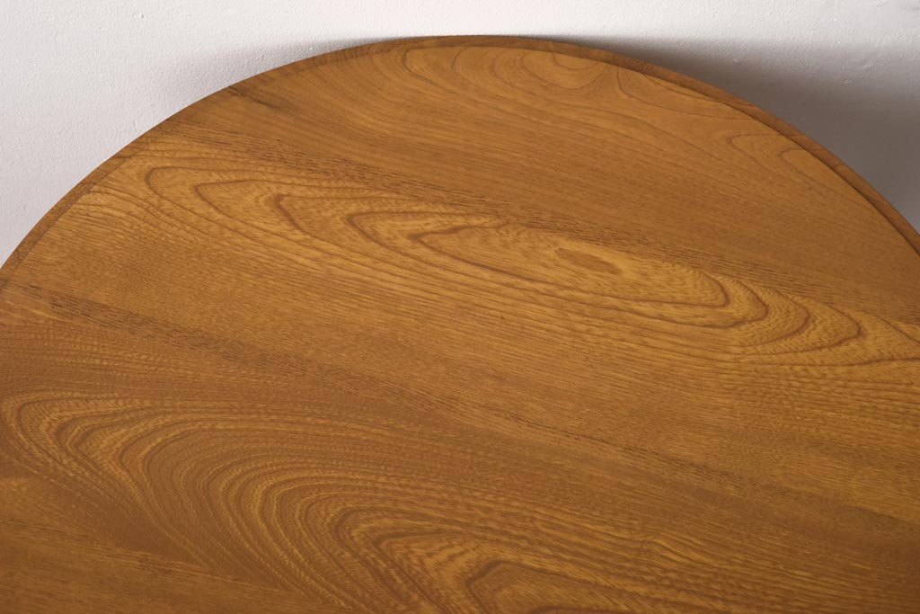 レトロ家具　昭和レトロ　栓材　あたたかな空間づくりに活躍するコーヒーテーブル(ラウンドテーブル、花台)