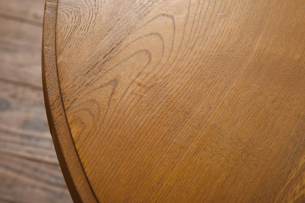 レトロ家具　昭和レトロ　栓材　あたたかな空間づくりに活躍するコーヒーテーブル(ラウンドテーブル、花台)