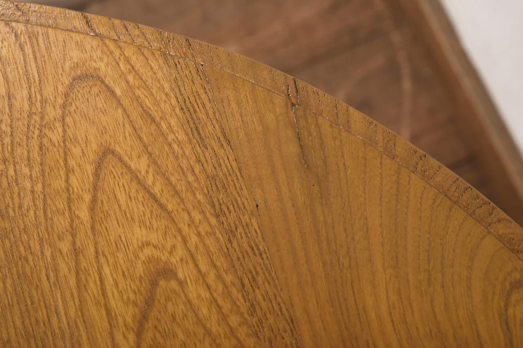 レトロ家具　昭和レトロ　栓材　あたたかな空間づくりに活躍するコーヒーテーブル(ラウンドテーブル、花台)