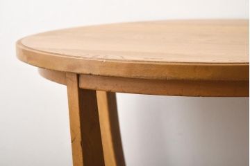 レトロ家具　昭和レトロ　栓材　あたたかな空間づくりに活躍するコーヒーテーブル(ラウンドテーブル、花台)