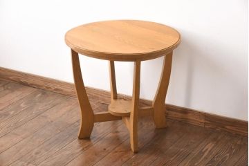 レトロ家具　昭和レトロ　栓材　あたたかな空間づくりに活躍するコーヒーテーブル(ラウンドテーブル、花台)
