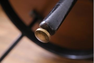 ヴィンテージ家具　北欧ビンテージ　G-PLAN(ジープラン)　BBシリーズ　レアデザインのラウンドテーブル(ダイニングテーブル、カフェテーブル)