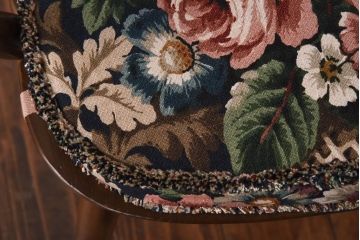 ヴィンテージ家具　イギリスビンテージ　ERCOL(アーコール)　ゴールドスミス　凛とした佇まいのクッション付きアームチェア(椅子)(1)