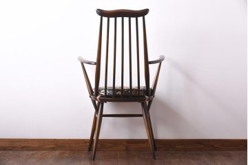 ヴィンテージ家具　イギリスビンテージ　ERCOL(アーコール)　ゴールドスミス　凛とした佇まいのクッション付きアームチェア(椅子)(2)