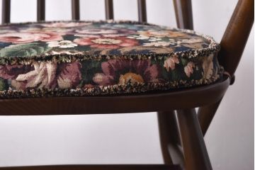 ヴィンテージ家具　イギリスビンテージ　ERCOL(アーコール)　ゴールドスミス　凛とした佇まいのクッション付きアームチェア(椅子)(2)