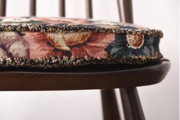 ヴィンテージ家具　イギリスビンテージ　ERCOL(アーコール)　ゴールドスミス　クッション付きダイニングチェア(椅子)(2)