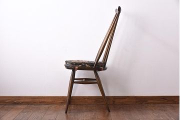 ヴィンテージ家具　イギリスビンテージ　ERCOL(アーコール)　ゴールドスミス　クッション付きダイニングチェア(椅子)(3)
