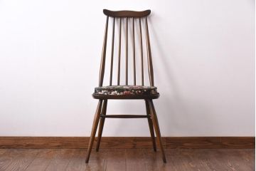 ヴィンテージ家具　イギリスビンテージ　ERCOL(アーコール)　ゴールドスミス　クッション付きダイニングチェア(椅子)