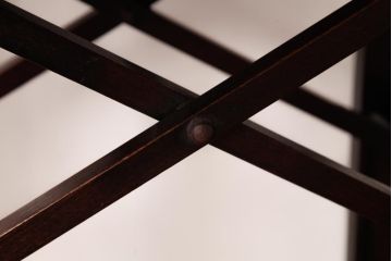 中古　山葉(ヤマハ、日本楽器)　レトロモダンな折りたたみ式のサイドテーブル(折り畳み机)