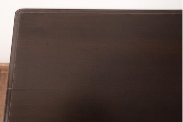 中古　山葉(ヤマハ、日本楽器)　シンプルな透かしがアクセントの折りたたみ式のサイドテーブル(折り畳み机)