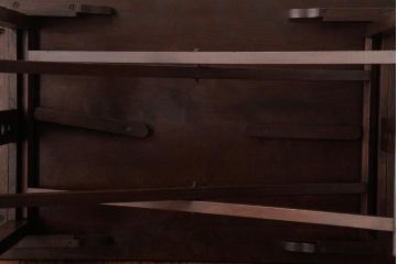 中古　山葉(ヤマハ、日本楽器)　シンプルな透かしがアクセントの折りたたみ式のサイドテーブル(折り畳み机)