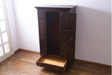 中古　松本民芸家具　#45型　洗練された美しさが漂うワードローブ(洋服タンス、衣装箪笥、収納棚)(定価約49万円)(R-034581)