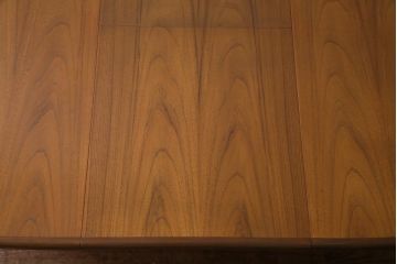 G-PLAN(ジープラン) 北欧家具　チーク材　美しい木目を楽しめるシンプルなエクステンションテーブル