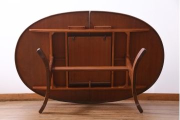 G-PLAN(ジープラン) 北欧家具　チーク材　美しい木目を楽しめるシンプルなエクステンションテーブル