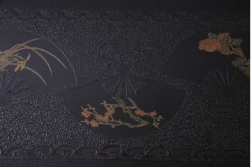 アンティーク家具　極上品　漆・変わり塗り　乾漆　立体的な漆塗りが存在感を放つ高級座卓(ローテーブル)