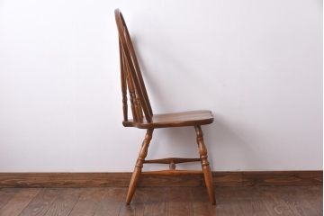 中古　ビンテージカシワ(柏木工、KASHIWA)　スポークのデザインがおしゃれなナラ材製のチェア(椅子)