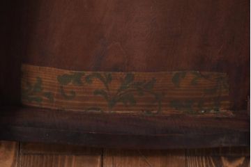 アンティーク家具　イギリスアンティーク　ウォルナット材　品格が漂うチェア(ワークチェア、椅子)