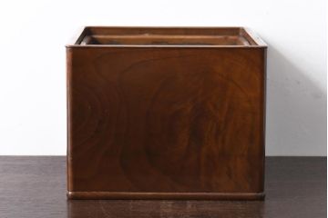 アンティーク雑貨　指物家具　桑材　上品な佇まいの小振りな角火鉢(木製火鉢、手あぶり)