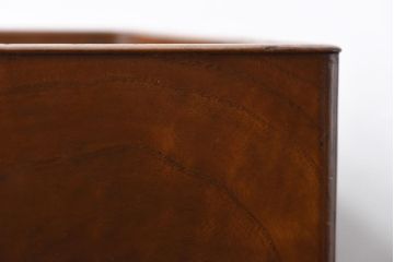 アンティーク雑貨　指物家具　桑材　上品な佇まいの小振りな角火鉢(木製火鉢、手あぶり)