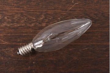 フランスビンテージ　金属製　エンパイア様式　ガラスドロップがお洒落な小振りなウォールランプ(壁掛け照明)(1)